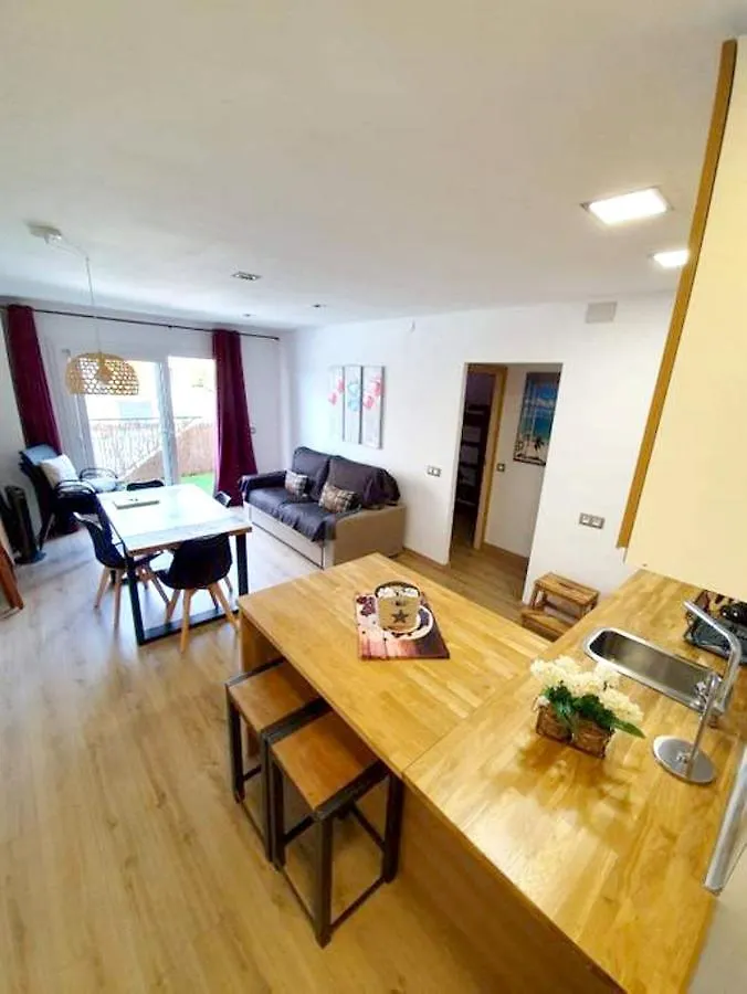 Apartment One Bedroom Appartement At Empuriabrava 50 M Away From The Beach With Lake View And Furnished Terrace